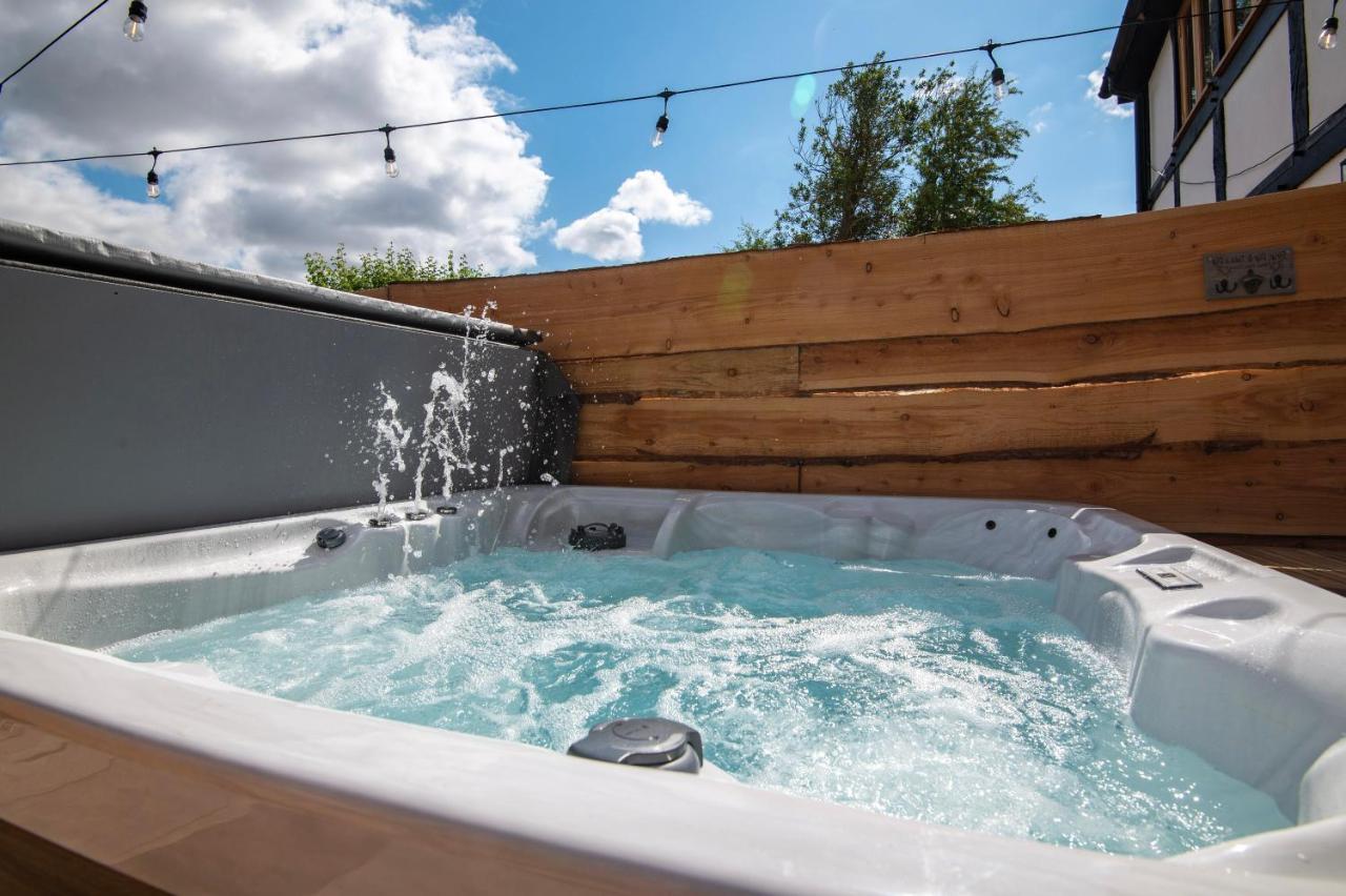 Apple Tree Cottage เฮริฟอร์ด ภายนอก รูปภาพ